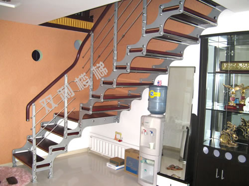 �p���������